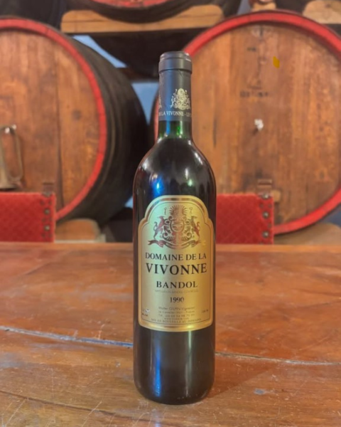 Offre Exceptionnelle Fête des Pères : Le Bandol Rouge 1990 du Château La Vivonne à Prix Privilégié !