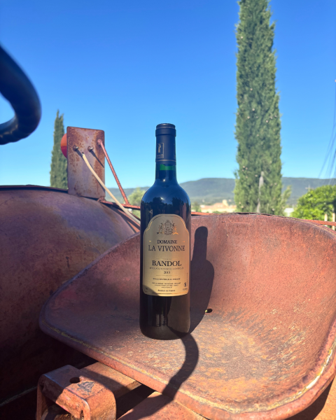 Vente de vins AOP Bandol et Côtes de Provence au domaine viticole proche de Saint-cyr-sur-mer