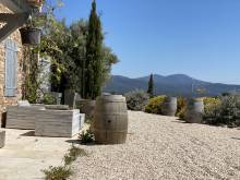 Notre zone d'activité pour ce service Séminaire d’entreprise avec initiation à la dégustation de vins, découverte des cépages et accords mets-vins